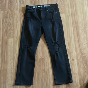 S.O.N.G. - Women’s Black Ripped Jeans